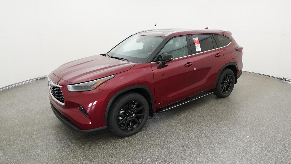 2026 Toyota Highlander XLE's photo