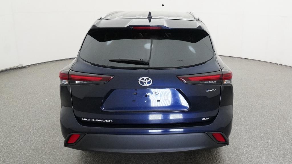 New 2026 Toyota Highlander Hybrid SUV