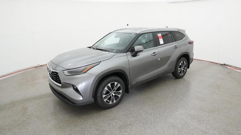2026 Toyota Highlander Hybrid XLE AWD's photo