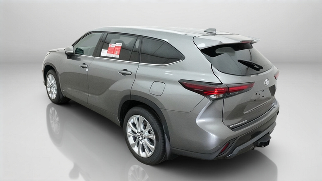 2026 Toyota Highlander HYBRID LIMITED SUV Slide 6