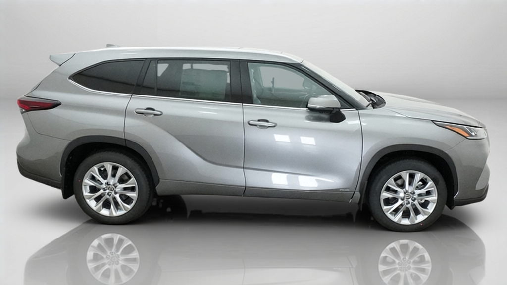 2026 Toyota Highlander HYBRID LIMITED SUV Slide 12