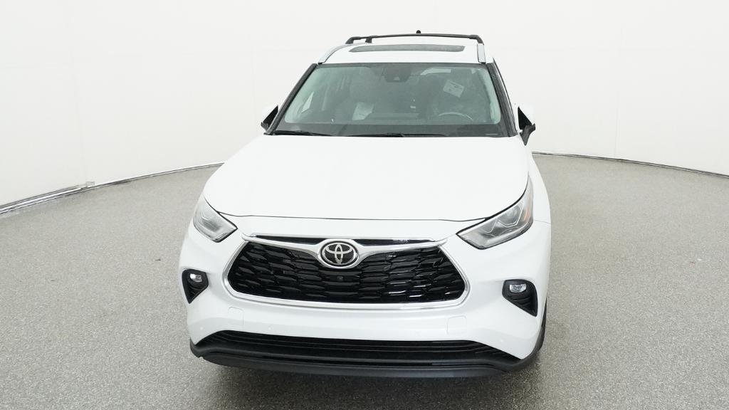 New 2026 Toyota Highlander Hybrid SUV
