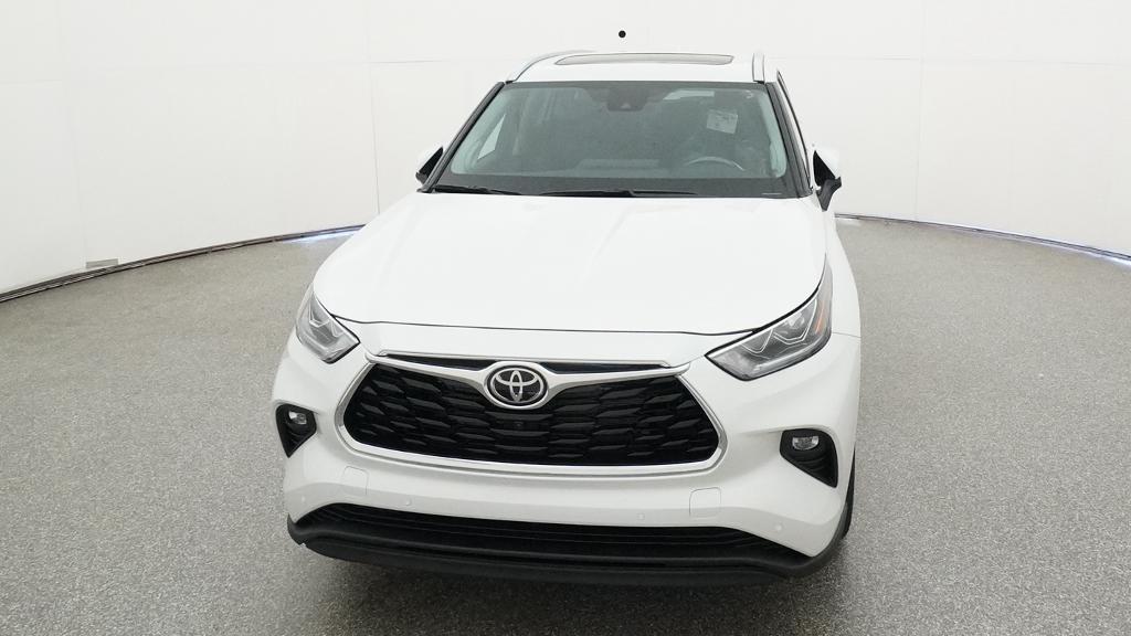 New 2026 Toyota Highlander Hybrid SUV