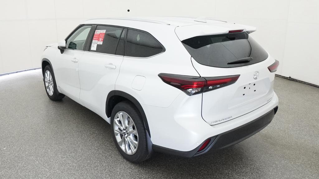 New 2026 Toyota Highlander Hybrid SUV
