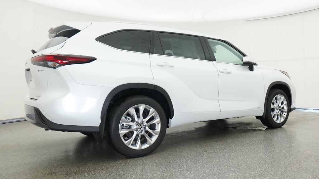 New 2026 Toyota Highlander Hybrid SUV