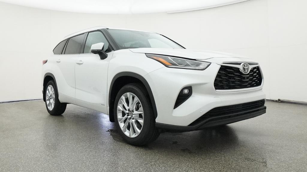 New 2026 Toyota Highlander Hybrid SUV
