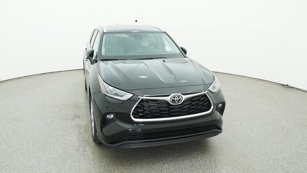 New 2026 Toyota Highlander Hybrid SUV