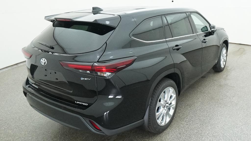 New 2026 Toyota Highlander Hybrid SUV