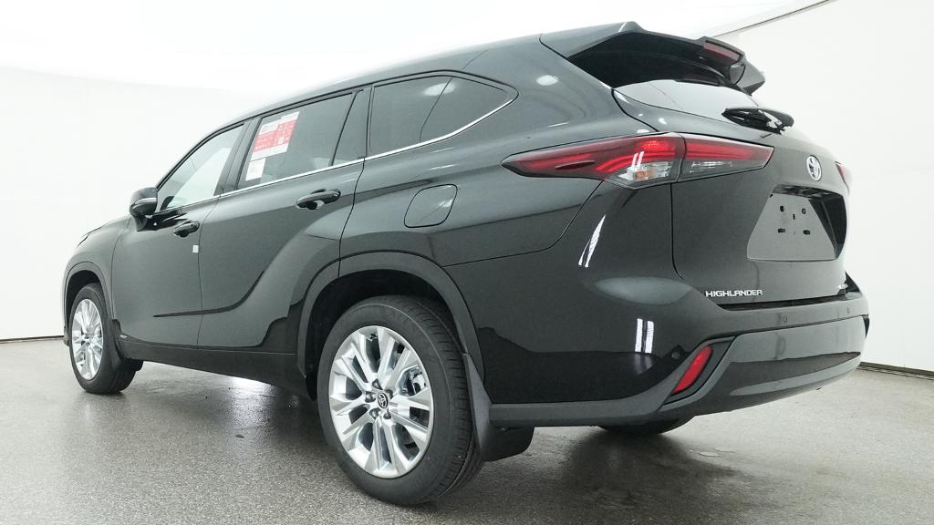 New 2026 Toyota Highlander Hybrid SUV