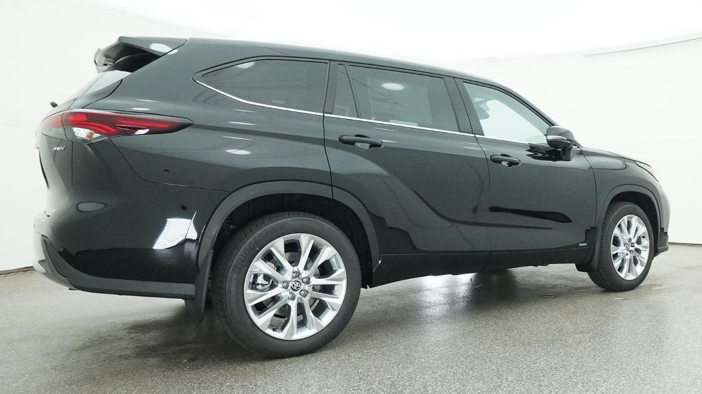 New 2026 Toyota Highlander Hybrid SUV