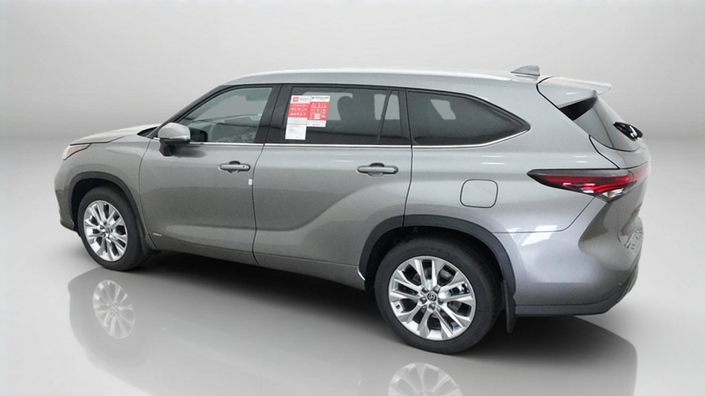 2026 Toyota Highlander HYBRID LIMITED SUV Slide 5