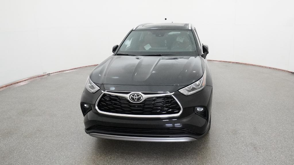 New 2026 Midnight Black Metallic Toyota  Platinum image 92