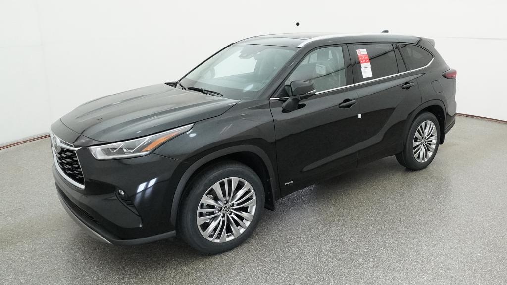 2026 Toyota Highlander Hybrid Platinum