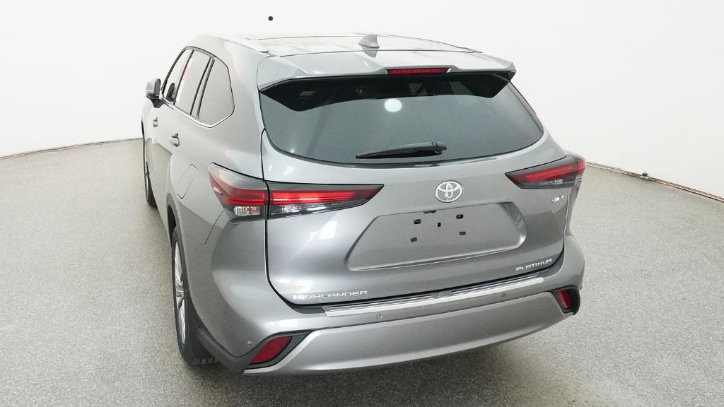 New 2026 Toyota Highlander Hybrid SUV