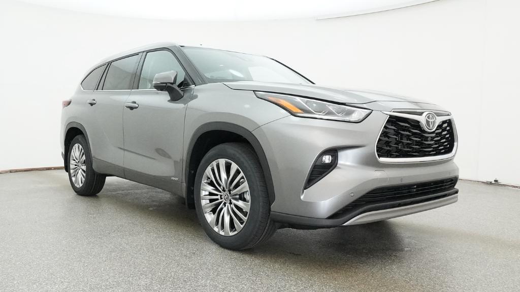 New 2026 Toyota Highlander Hybrid SUV