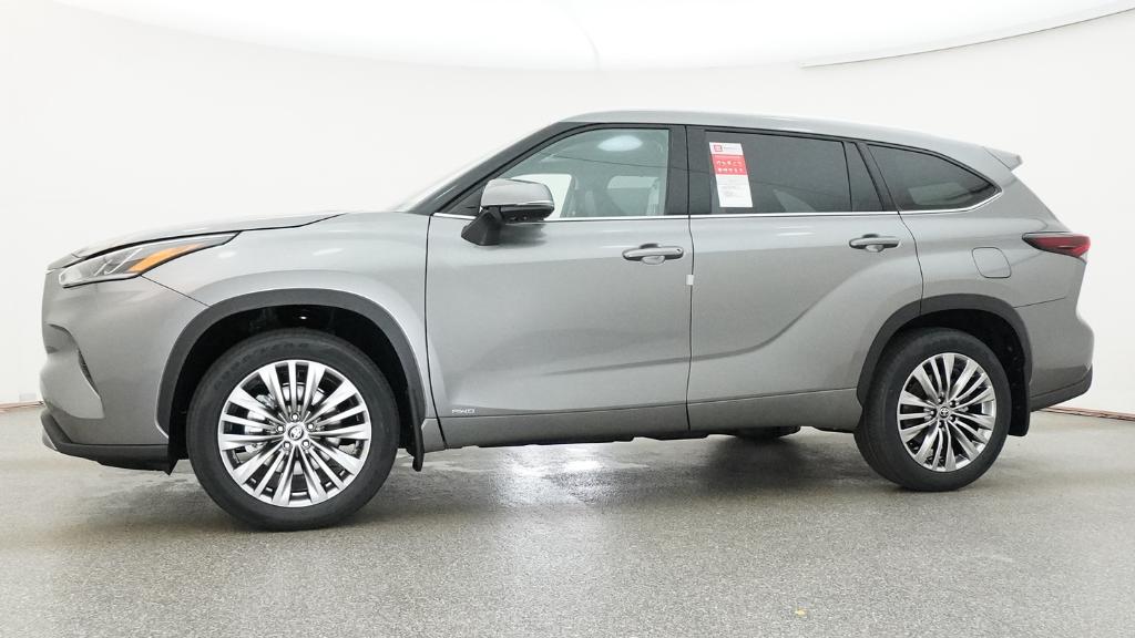 New 2026 Toyota Highlander Hybrid SUV