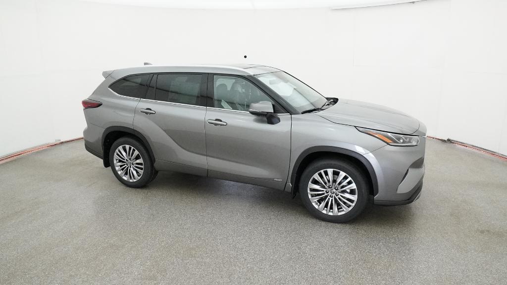 New 2026 Toyota Highlander Hybrid SUV