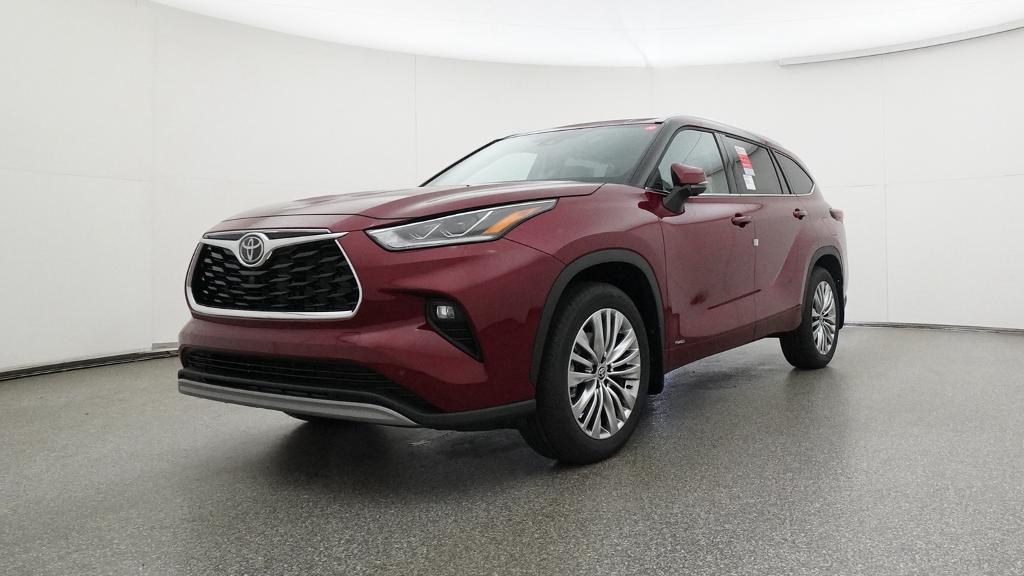 New 2026 Toyota Highlander Hybrid SUV