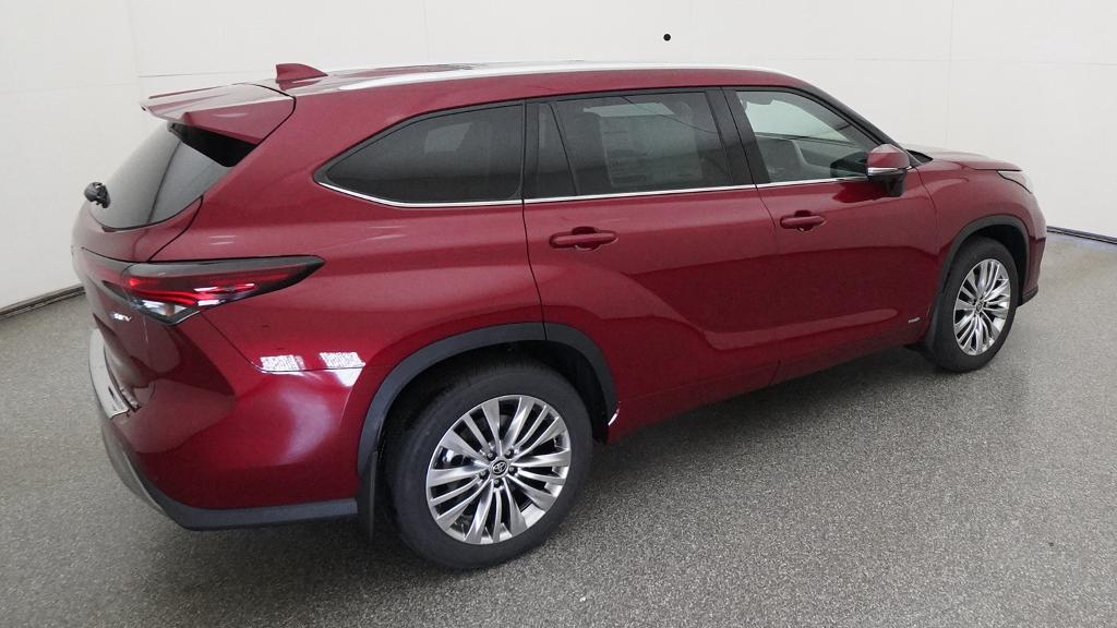 New 2026 Toyota Highlander Hybrid SUV
