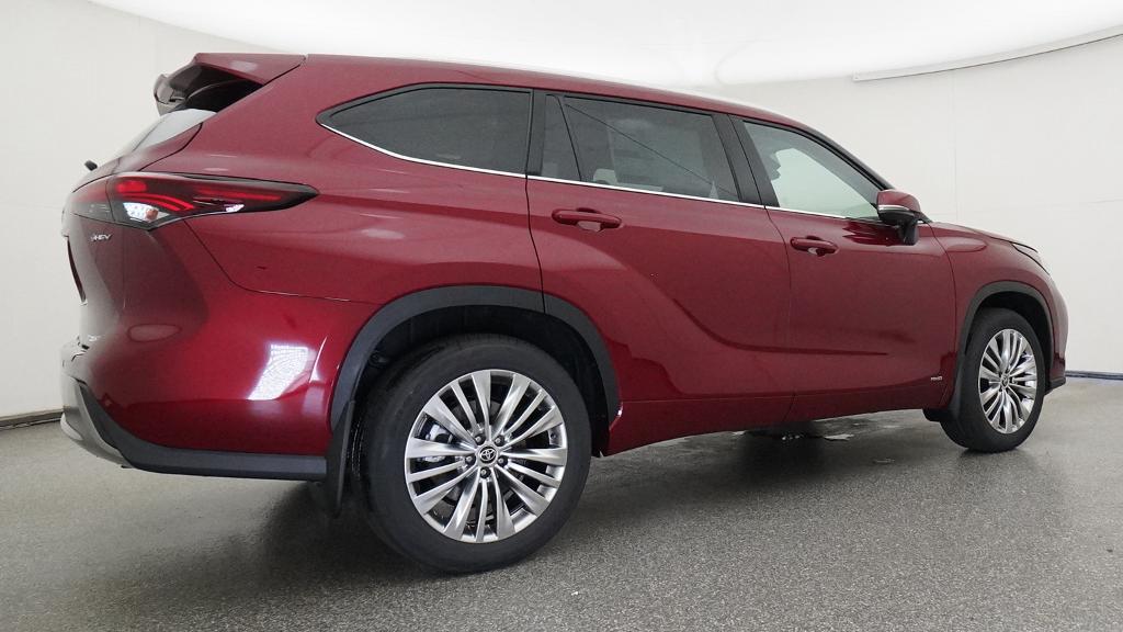 New 2026 Toyota Highlander Hybrid SUV
