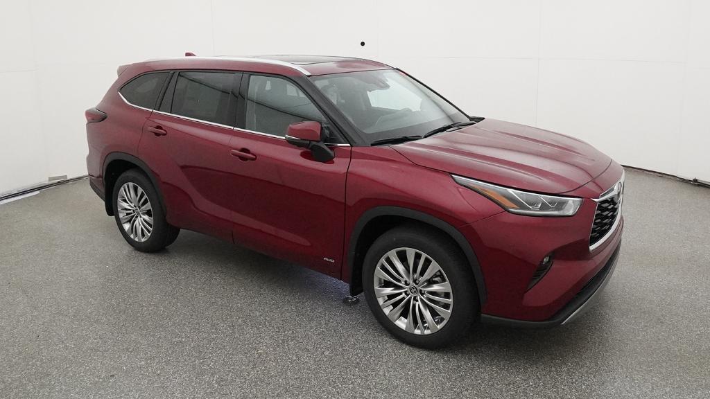 New 2026 Toyota Highlander Hybrid SUV