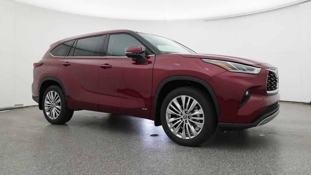 New 2026 Toyota Highlander Hybrid SUV