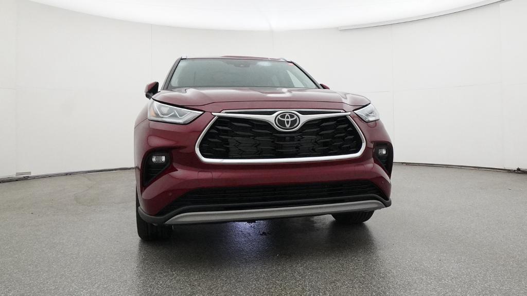 New 2026 Toyota Highlander Hybrid SUV