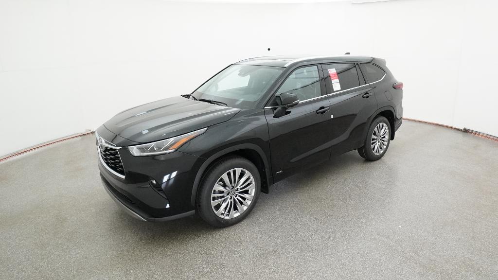 2026 Toyota Highlander Hybrid Platinum