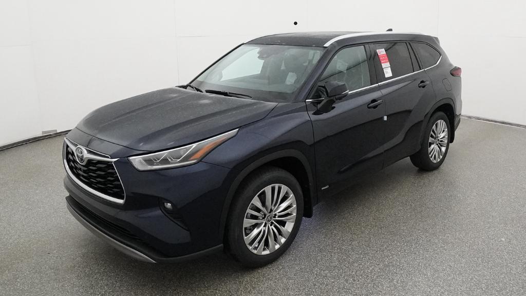 2026 Toyota Highlander Hybrid Platinum