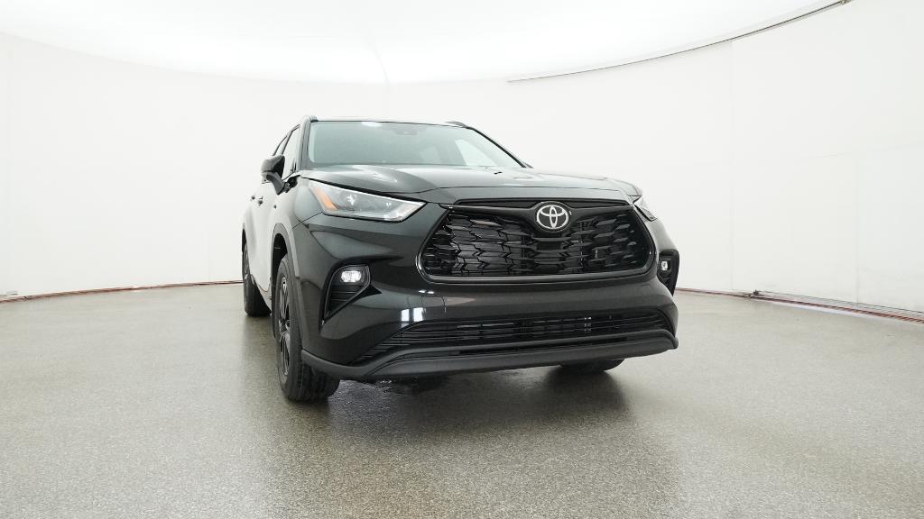 2025 Toyota Highlander Hybrid XLE photo 14