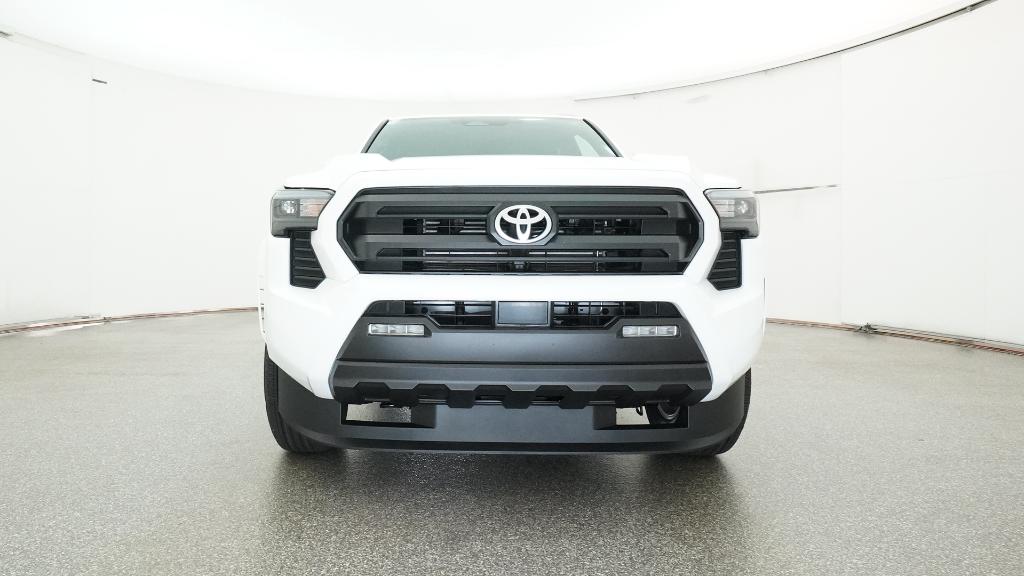 2025 Toyota Tacoma SR5 Double Cab photo 3