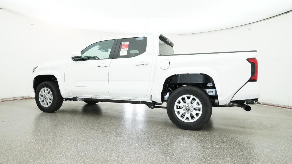 2025 Toyota Tacoma SR5 Double Cab photo 5