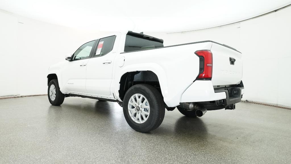 2025 Toyota Tacoma SR5 Double Cab photo 6