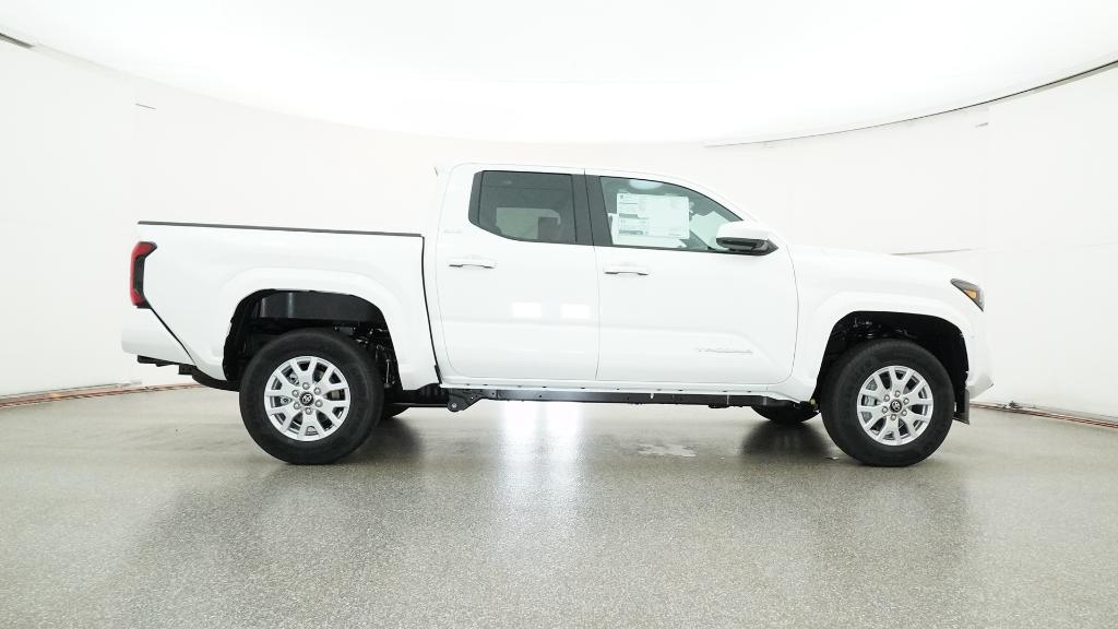 2025 Toyota Tacoma SR5 Double Cab photo 18