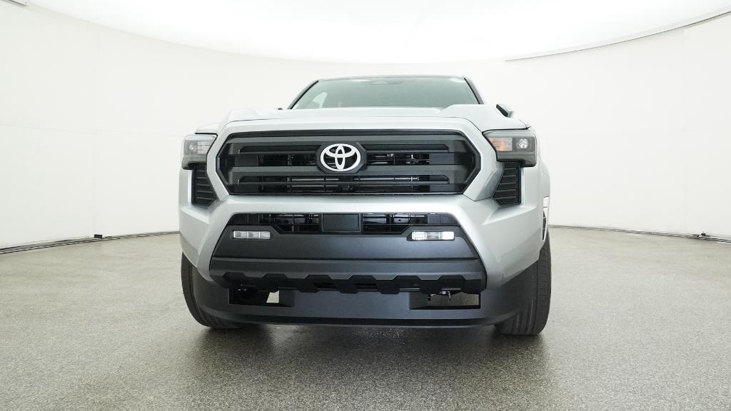 2025 Toyota Tacoma SR5 Double Cab photo 3