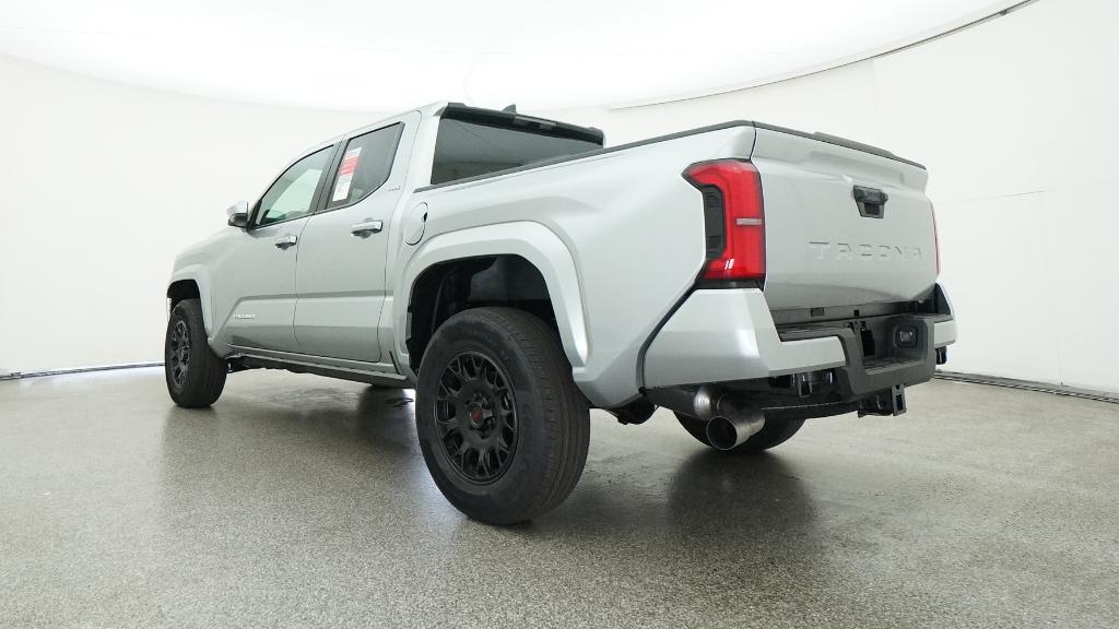 2025 Toyota Tacoma SR5 Double Cab photo 14