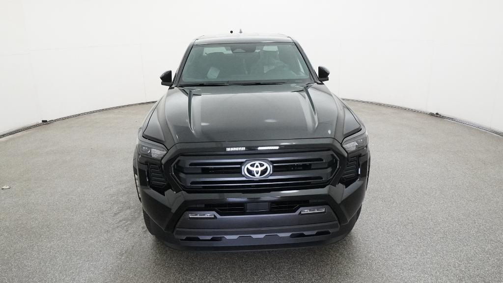 2025 Toyota Tacoma SR5 Double Cab photo 3