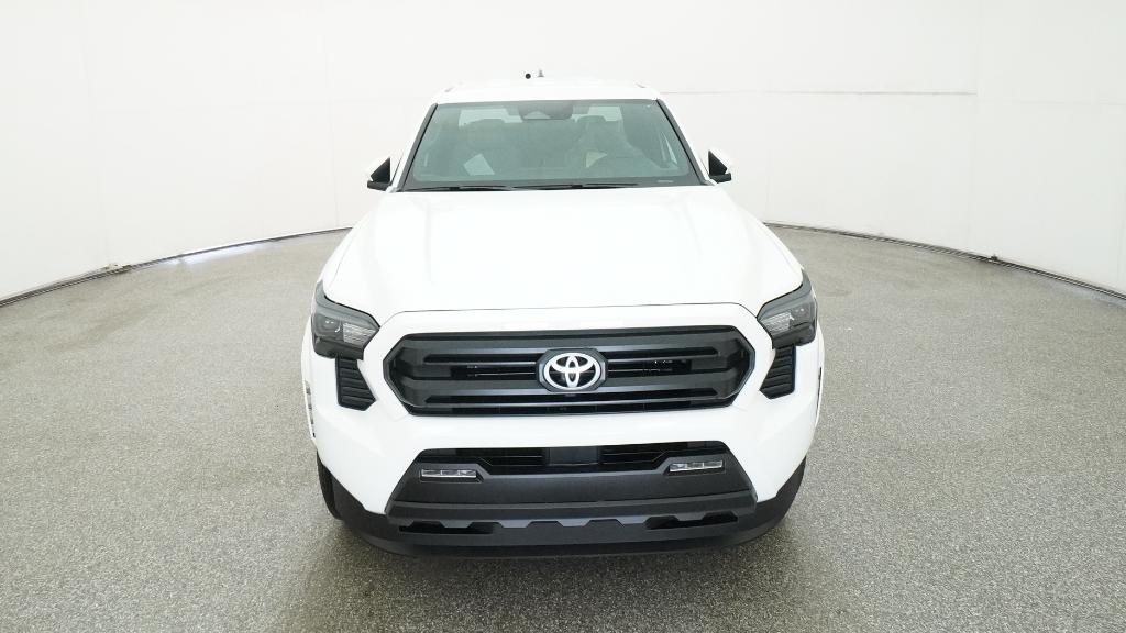 2025 Toyota Tacoma SR5 Double Cab photo 3