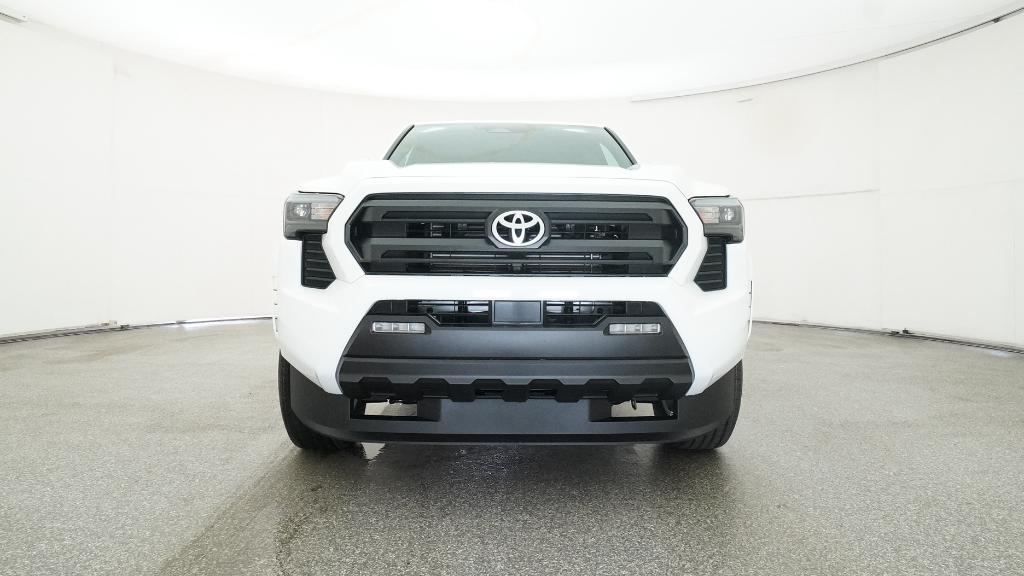 2025 Toyota Tacoma SR5 Double Cab photo 2