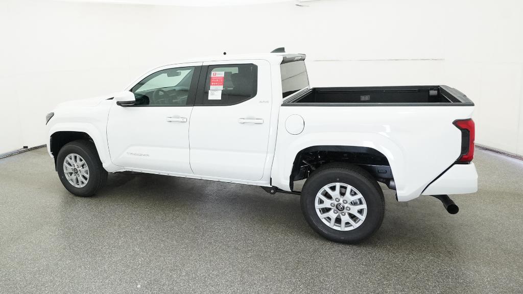 2025 Toyota Tacoma SR5 Double Cab photo 12