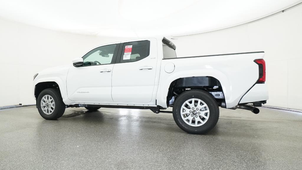 2025 Toyota Tacoma SR5 Double Cab photo 11
