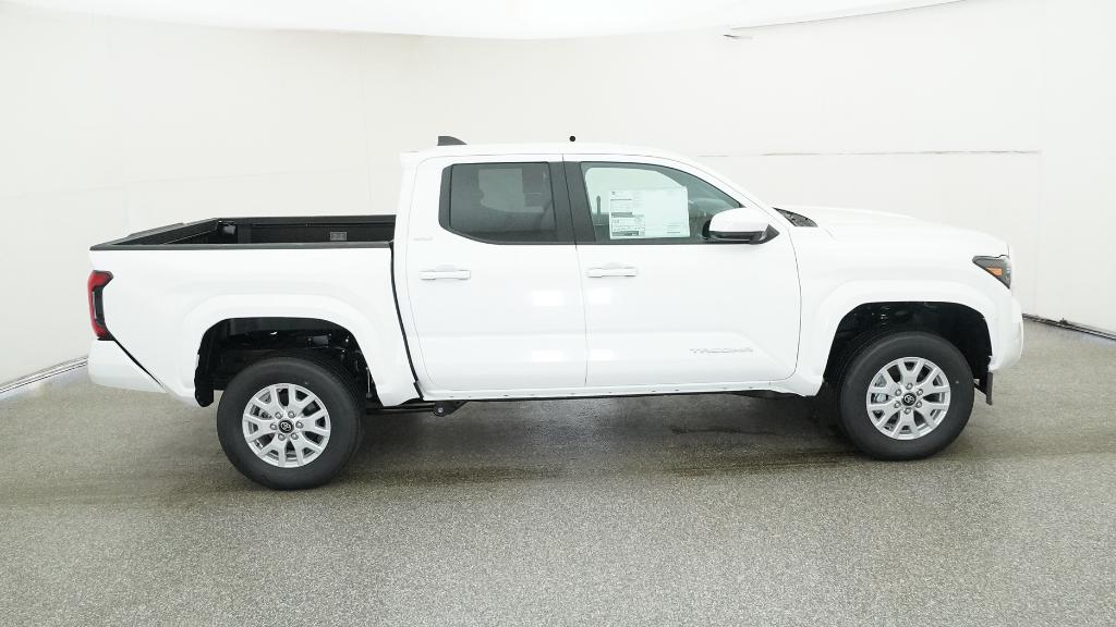 2025 Toyota Tacoma SR5 Double Cab photo 26