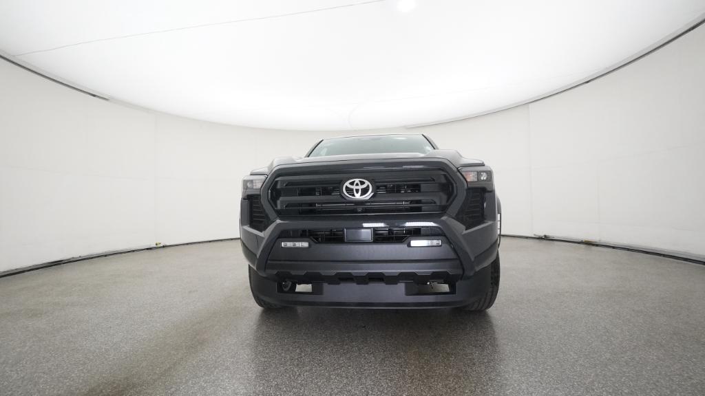 2025 Toyota Tacoma SR5 Double Cab photo 3
