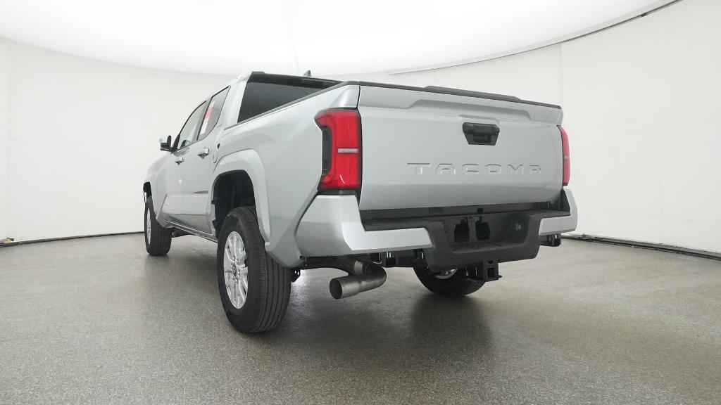 2025 Toyota Tacoma SR5 Double Cab photo 15
