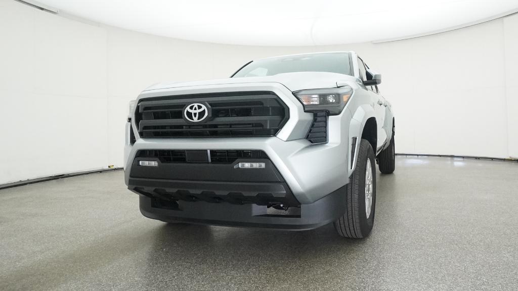 2025 Toyota Tacoma SR5 Double Cab photo 4