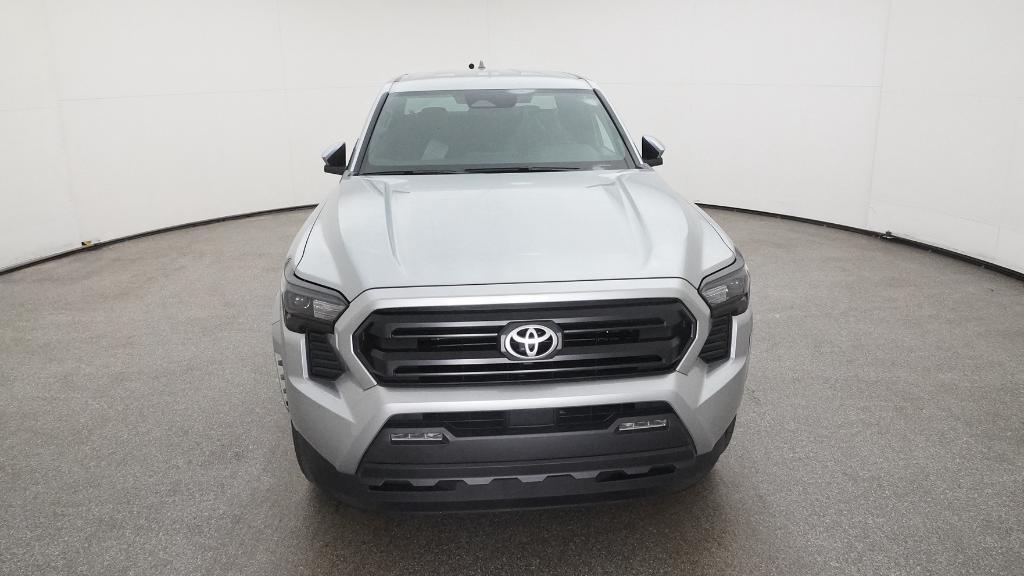 2025 Toyota Tacoma SR5 Double Cab photo 2