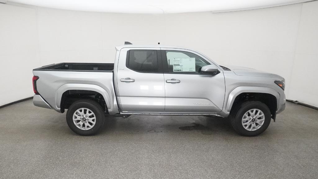 2025 Toyota Tacoma SR5 Double Cab photo 24