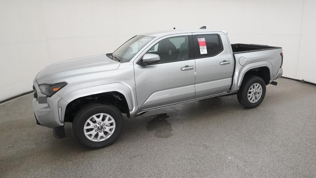 2025 Toyota Tacoma SR5 Double Cab photo 7
