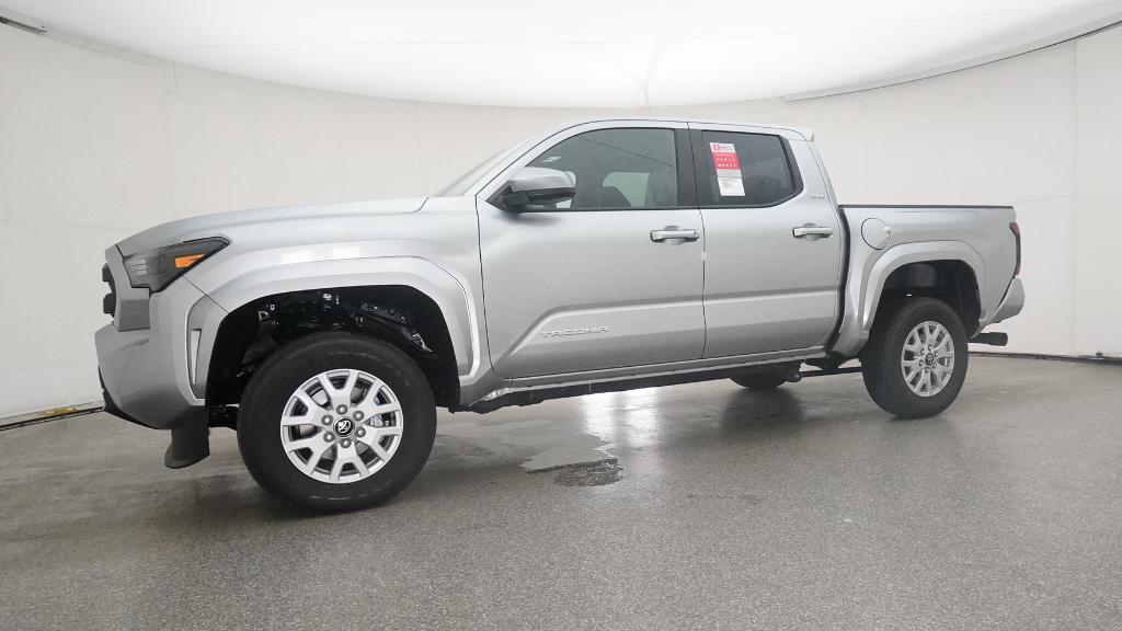 2025 Toyota Tacoma SR5 Double Cab photo 8