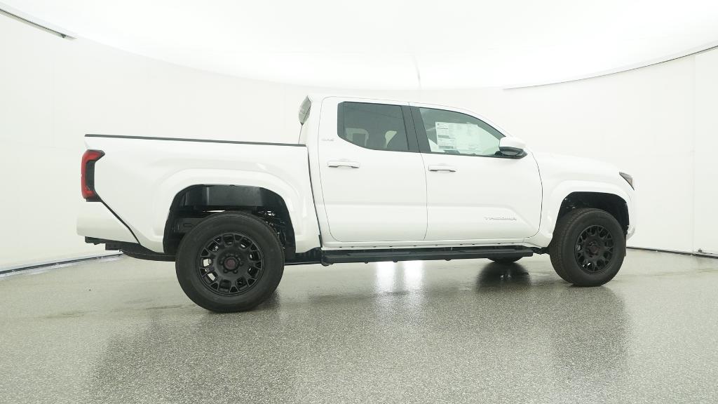 2025 Toyota Tacoma SR5 - Photo 34